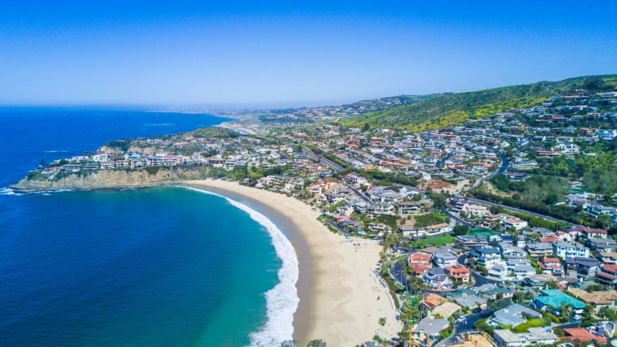 oastal Bliss: Embracing Orange County's Pristine Beaches and Stunning Sunsets